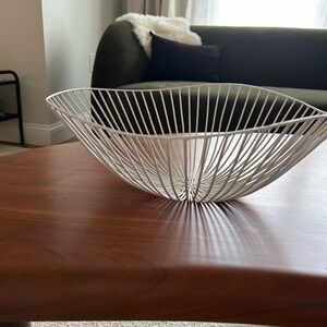 Cesira Fruit basket from serax